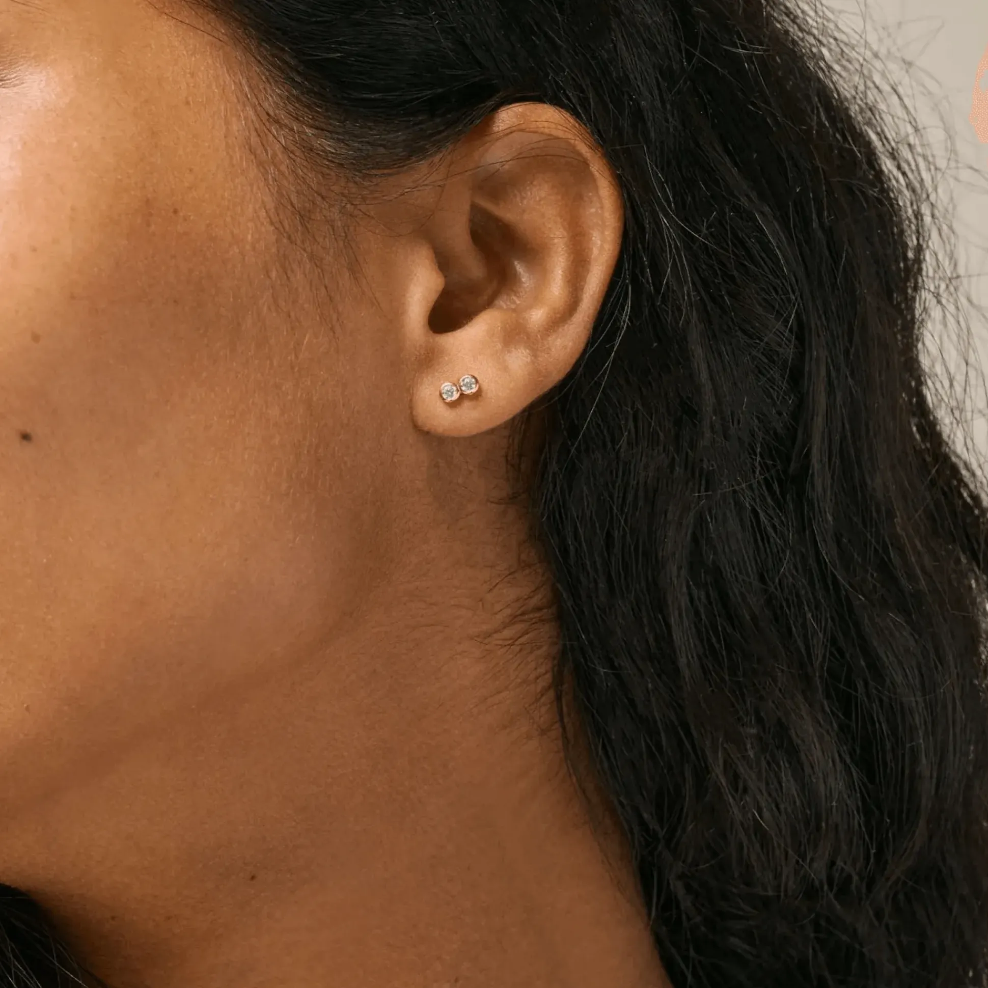 Enamel Twin Studs - Forgyldte Ørestikker Med Zirkoner - E379G