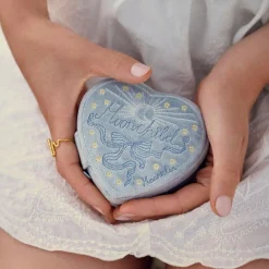 Maanesten Heart Jewelry Box Sky Blue - Smykkerskrin
