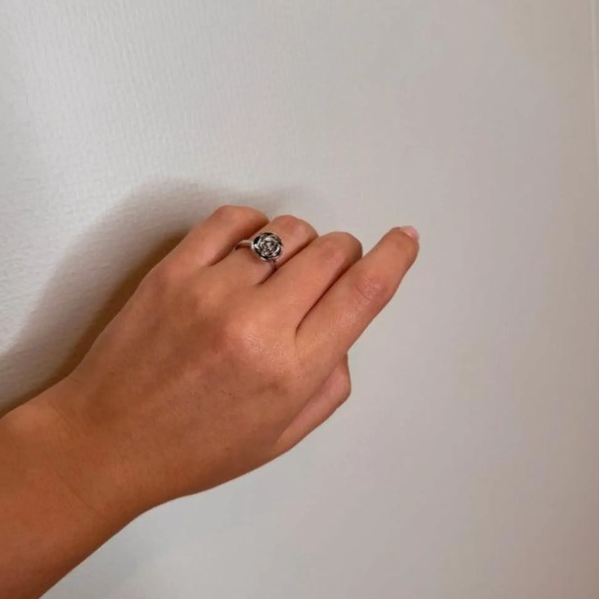Mads Z Sølv Rosalie Ring m. Medium Rose